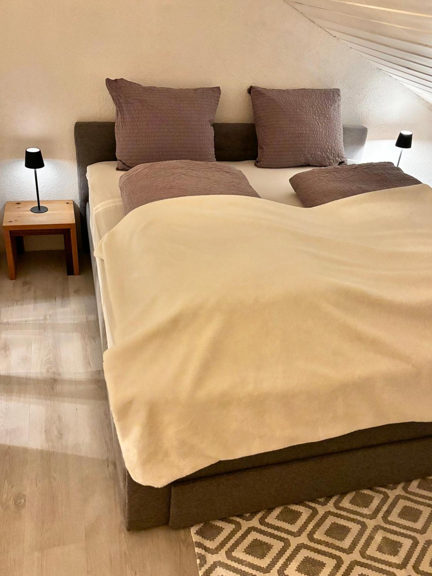 Lechtaler Alpenblick Landeck - Privatzimmer & Ferienwohnung Exterior foto