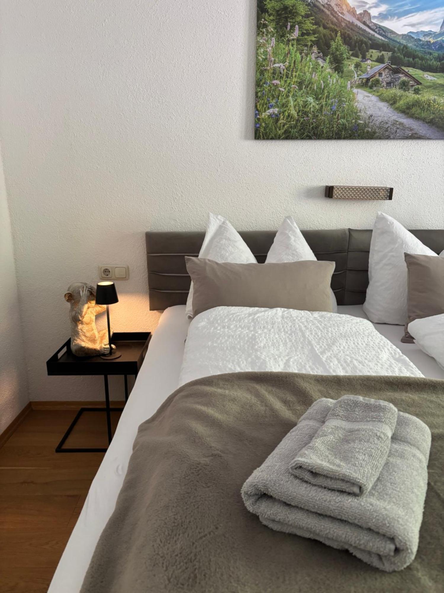 Lechtaler Alpenblick Landeck - Privatzimmer & Ferienwohnung Exterior foto